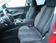 Peugeot 3008  1.6 BlueHDi Family