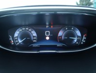 Peugeot 3008  1.6 BlueHDi Family