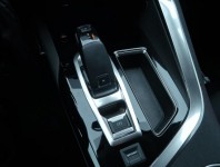 Peugeot 3008  1.6 BlueHDi Family