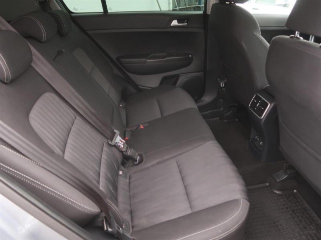 Kia Sportage  1.6 CRDi 