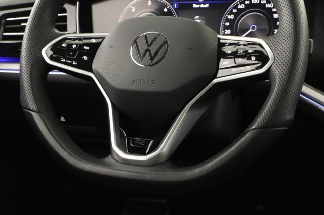 Volkswagen Touareg  3.0 TDI R-Line