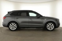 Volkswagen Touareg  3.0 TDI R-Line