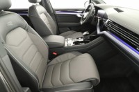 Volkswagen Touareg  3.0 TDI R-Line