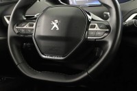 Peugeot 3008  1.5 BlueHDi Allure