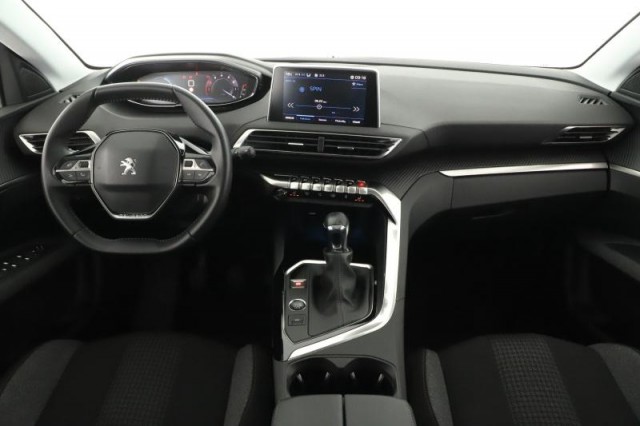 Peugeot 3008  1.2 PureTech 