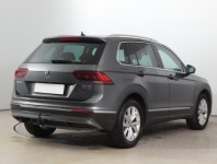 Volkswagen Tiguan  2.0 TSI Highline