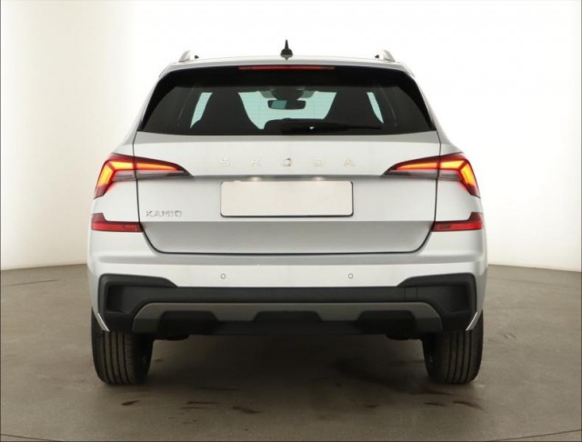 Škoda Kamiq  1.0 TSI Drive