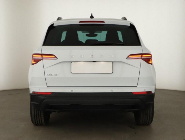 Škoda Karoq  1.5 TSI Fresh