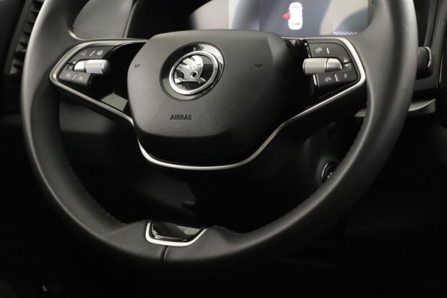 Škoda Karoq  1.5 TSI Fresh