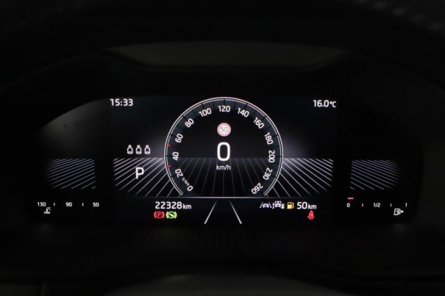 Škoda Karoq  1.5 TSI Fresh