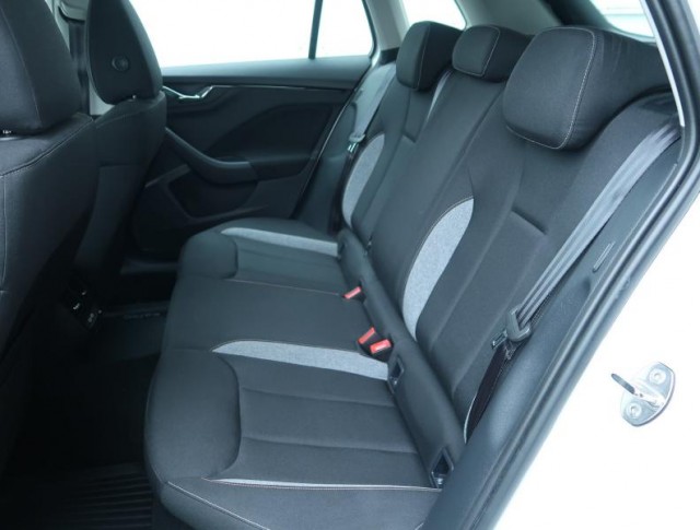 Škoda Kamiq  1.0 TSI Selection