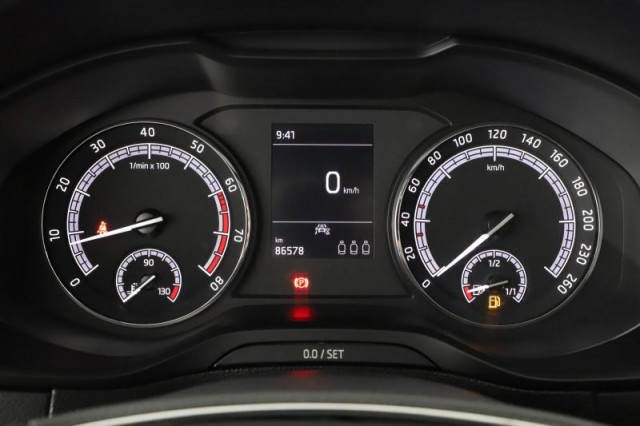 Škoda Karoq  1.5 TSI Style