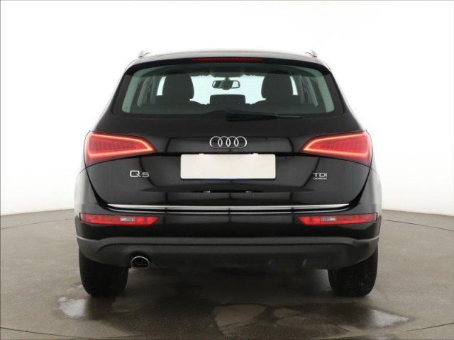 Audi Q5  2.0 TDI sport