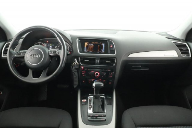 Audi Q5  2.0 TDI sport