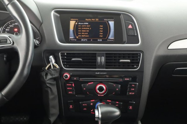 Audi Q5  2.0 TDI sport