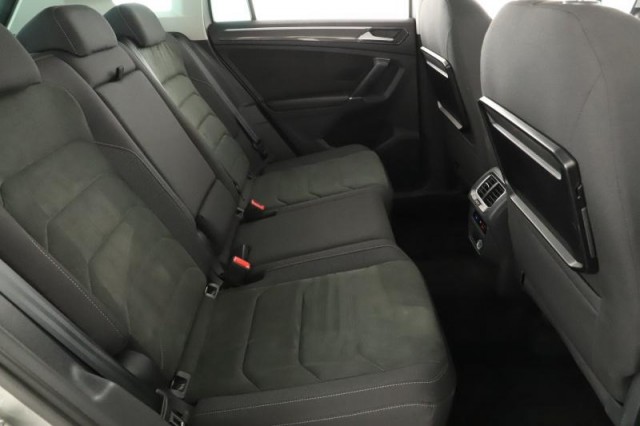 Volkswagen Tiguan  2.0 TSI Highline