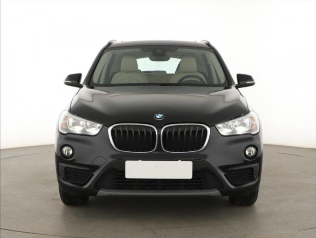 BMW X1  sDrive18i 