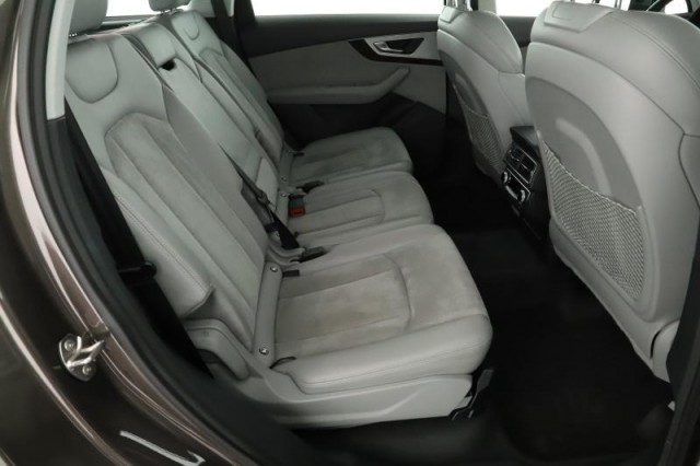 Audi Q7  3.0 TFSI 