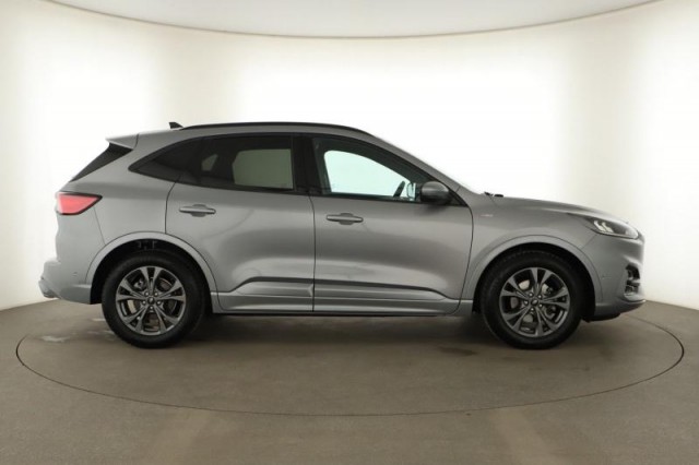 Ford Kuga  1.5 EcoBoost ST-Line