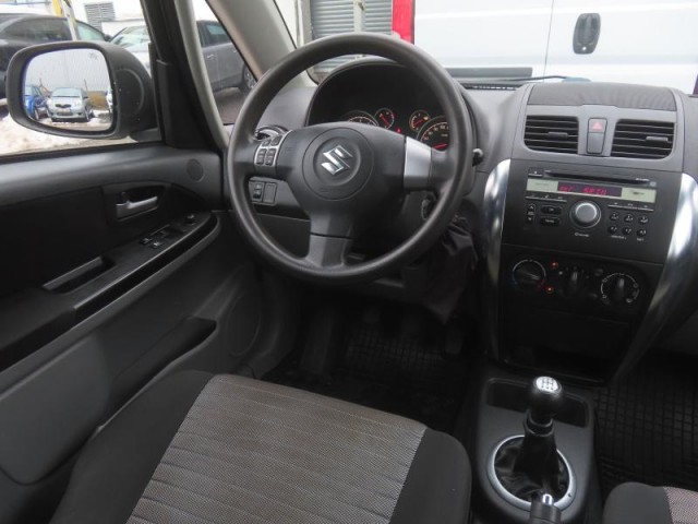 Suzuki SX4  1.6 VVT 