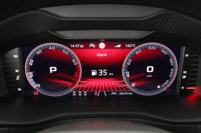 Škoda Karoq  2.0 TSI Sportline