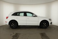 Audi Q5  3.0 TDI S line