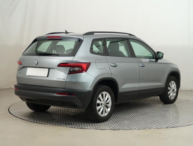 Škoda Karoq  1.0 TSI Ambition