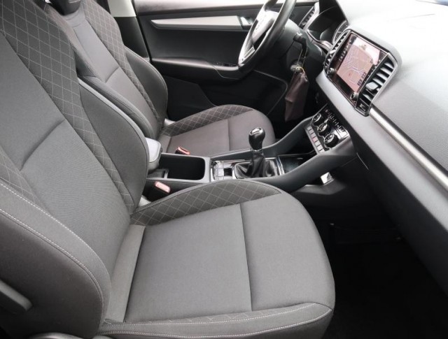Škoda Karoq  1.0 TSI Ambition