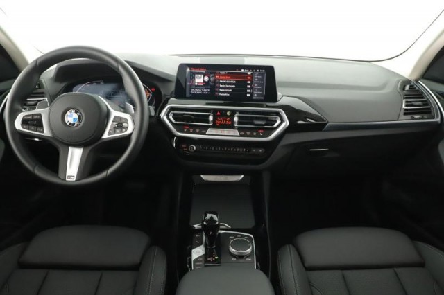 BMW X3  xDrive20i 