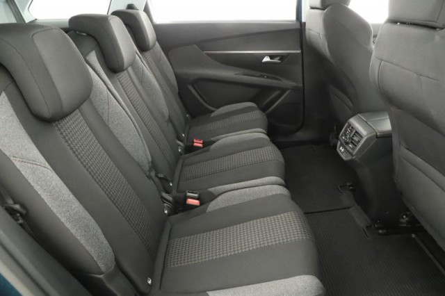 Peugeot 5008  PureTech 130 