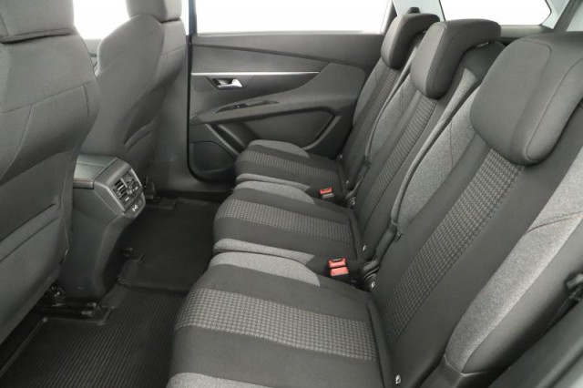 Peugeot 5008  PureTech 130 