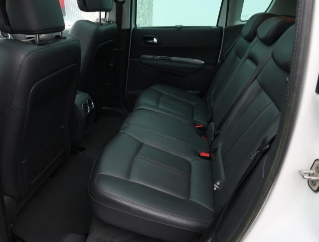 Peugeot 3008  1.6 HDi 