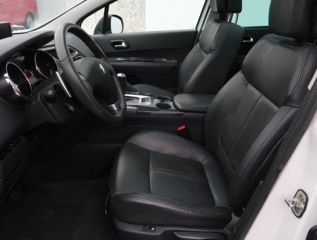 Peugeot 3008  1.6 HDi 