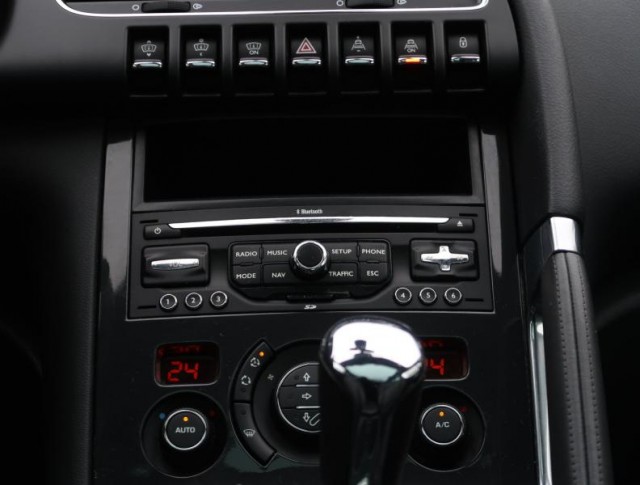 Peugeot 3008  1.6 HDi 