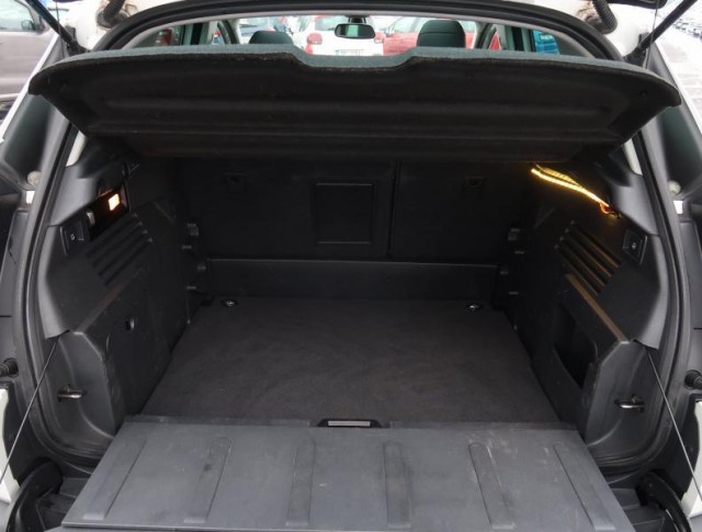 Peugeot 3008  1.6 HDi 