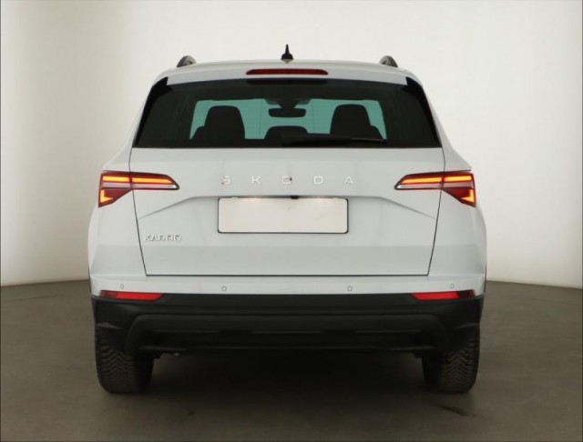 Škoda Karoq  1.5 TSI Fresh