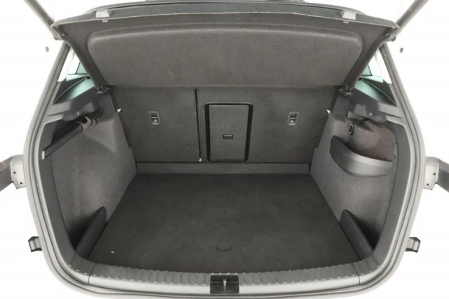 Škoda Karoq  1.5 TSI Fresh