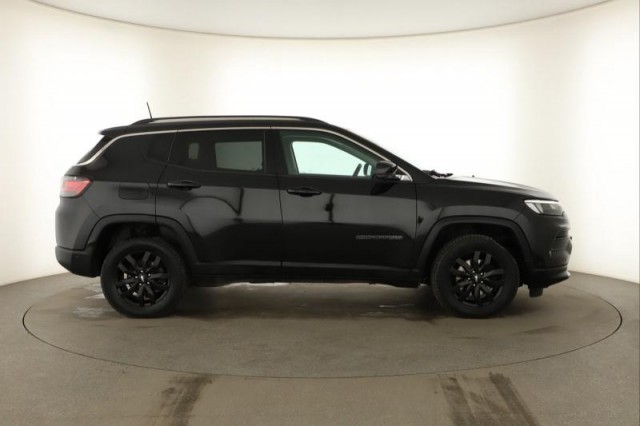 Jeep Compass  1.3 T-GDI 