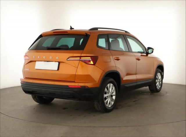 Škoda Karoq  1.5 TSI Fresh