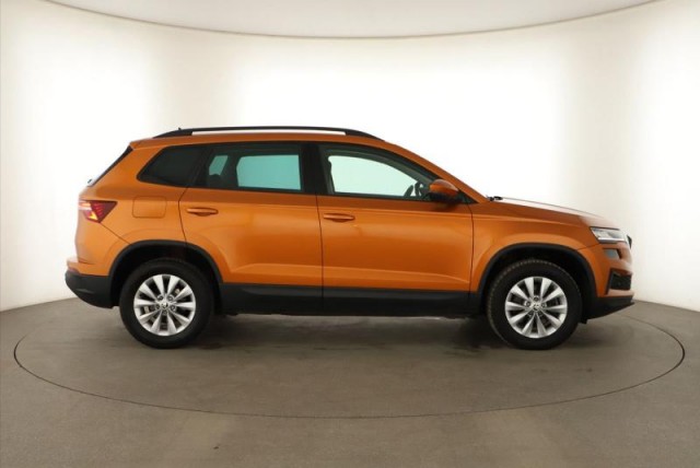 Škoda Karoq  1.5 TSI Fresh