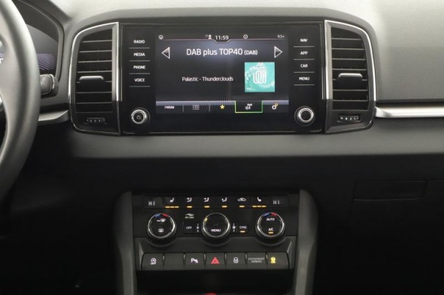 Škoda Karoq  1.5 TSI Fresh