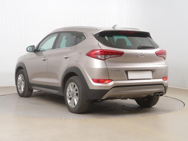 Hyundai Tucson  2.0 CRDi 