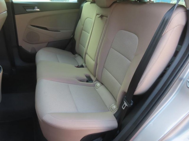 Hyundai Tucson  2.0 CRDi 