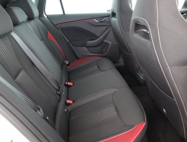 Škoda Kamiq  1.0 TSI Monte Carlo