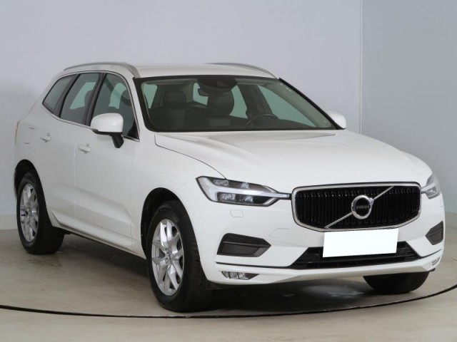 Volvo XC60  B4 AWD Momentum