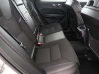 Volvo XC60  B4 AWD Momentum