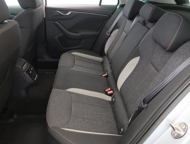 Škoda Kamiq  1.0 TSI Style