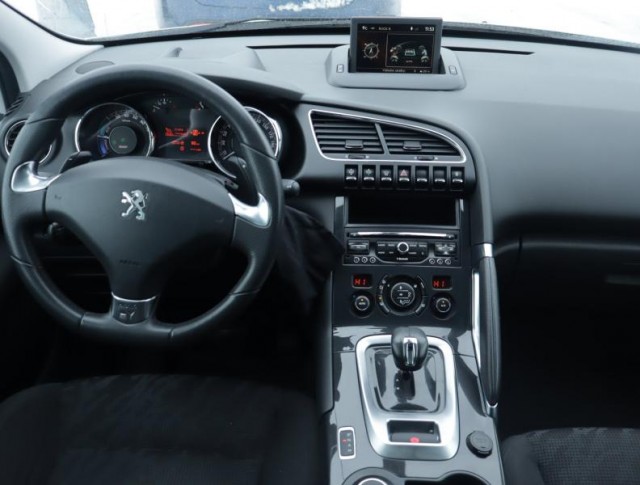 Peugeot 3008  Hybrid4 