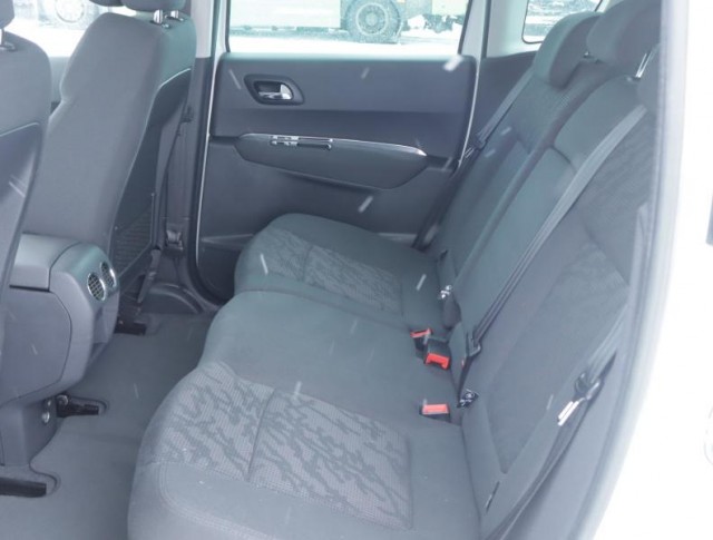 Peugeot 3008  Hybrid4 