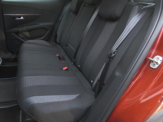 Peugeot 3008  1.2 PureTech 